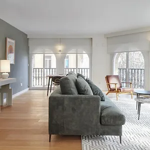 The Collection - Olabar Ii Apartment